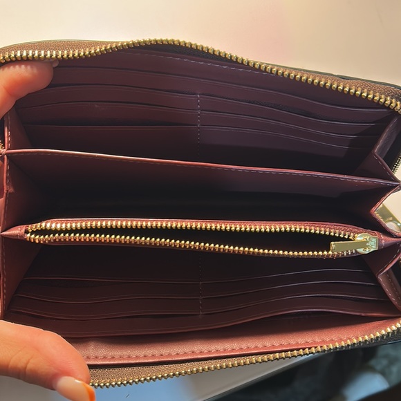 Coach Wallet - Picture 3 of 7